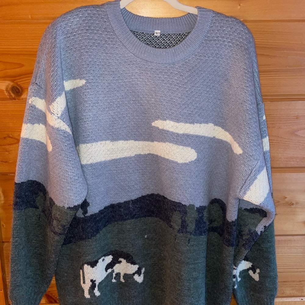 Women’s Cow Scene Sweater